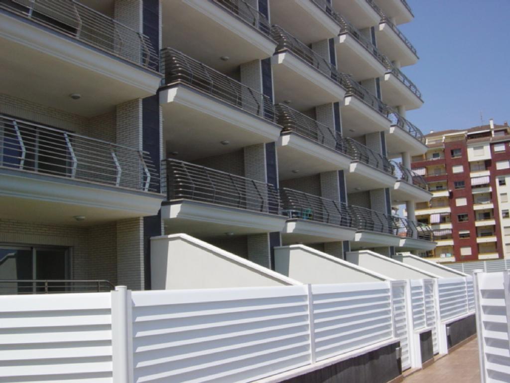 Apartamentos Deluxe Playa Norte Peniscola Luaran gambar