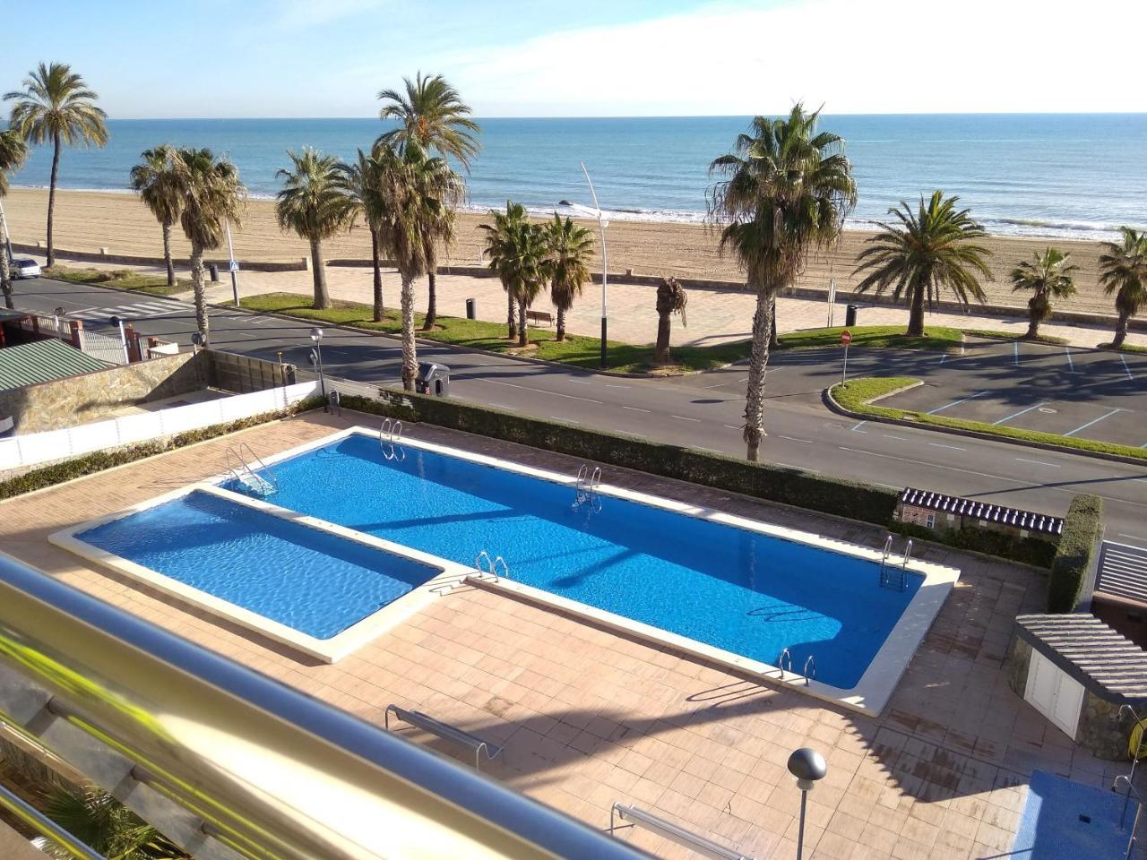 Apartamentos Deluxe Playa Norte Peniscola Luaran gambar