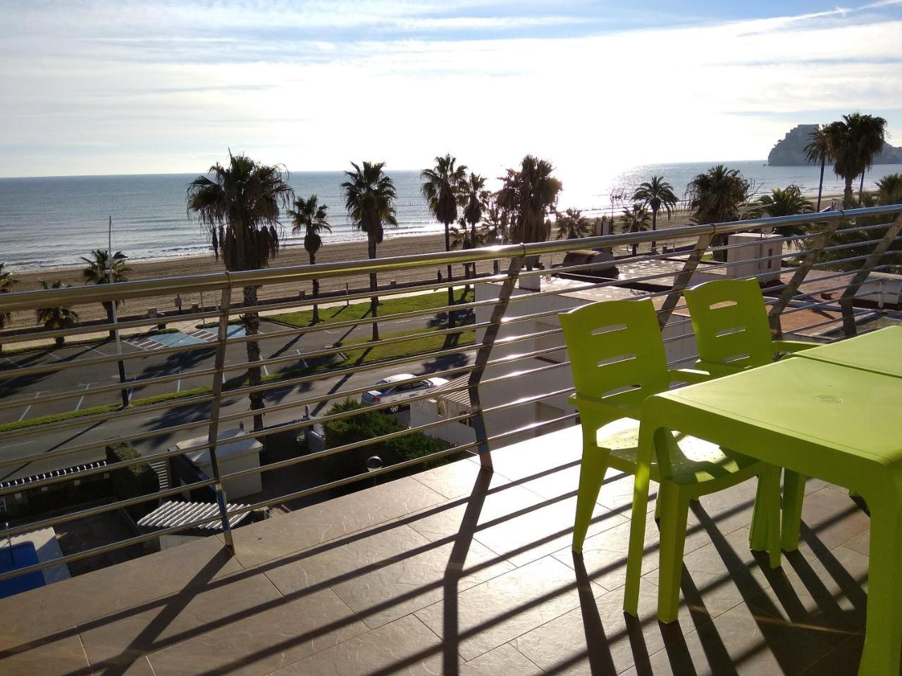 Apartamentos Deluxe Playa Norte Peniscola Luaran gambar